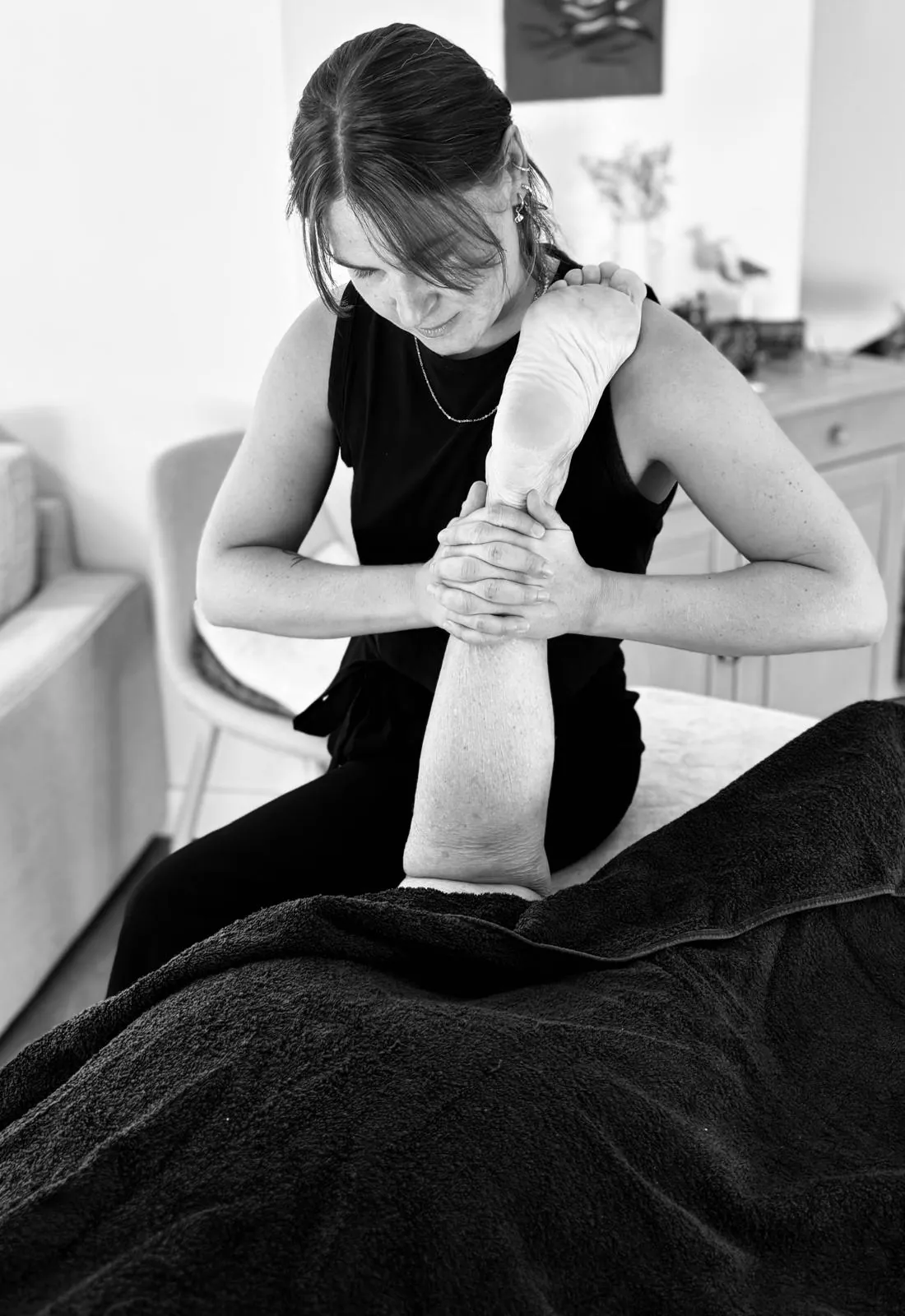 Massage à domicile à Marseille avec Charlotte, praticienne certifiée
